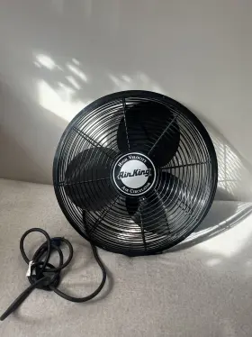 9218 Air King Commercial Fan 18 Inch Dia 120v 3 Speed No Stand 60hz 1.8a