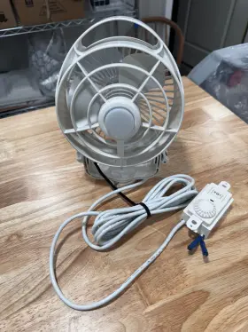 7482cawbx Caframo Maestro 12v Var. Spd Marine Fan White With Remote Pendant Used Working