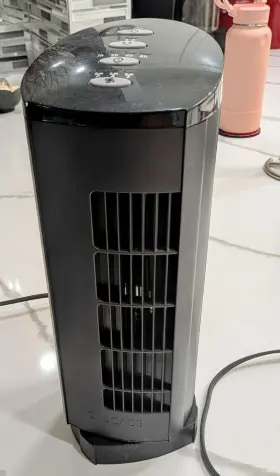 5009759 Cascade Intertek 3 Speed Tower Oscillating Fan Black 13 Inch Barely Used