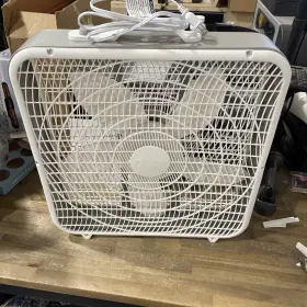 Cz200a Comfort Zone 20 Inch 3 Speed Box Fan With Top Handle - White Damaged