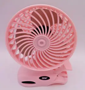 Zls-f08a Ddw New 6 Inch Clip On Or Desk Top 3 Speed Fan With Usb Power Cord - Pink
