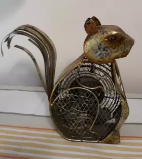 Dbf0225 Deco Breeze Squirrel Figurine Decorative Fan