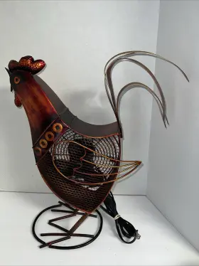 Dbf0360 Deco Breeze Unique Large Rooster Chicken Elect Fan Sculpted Metal Farmhouse Decoration