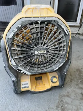 Dce511b Dewalt 11 Inch Corded/cordless Jobsite Fan - Used And Painted On