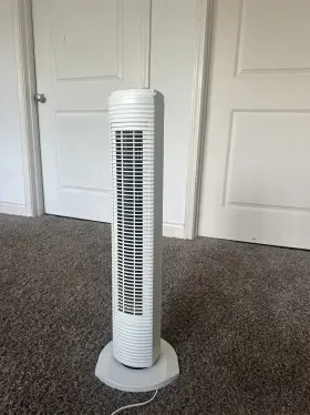 2140461 Holmes 31- Inch 3 Speed White Oscillating Tower Fan