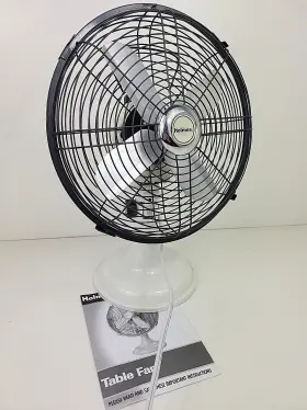 Haof12ew Holmes Desk Fan Oscillating 3-speed White Retro Vintage Style