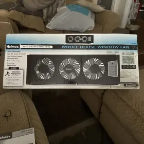 Haf0505dr Holmes Hef0505dr Triple 5-1/2 Inch Blade Three Window Fan -black With Remote New