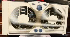 Hwf0910at Holmes 3 Speed Window Fan - White #2