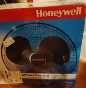 1640b Honeywell Comfort Control Stand Fan