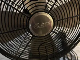 90022 Hunter Vintage Century 12 Inch Steel 3 Speed Oscillating Table Fan Black And Chrome #2