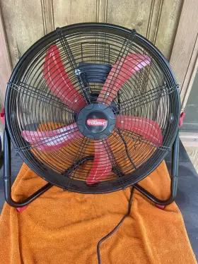 Sfde-500b3-1-1 Hyper Tough New 20 Inch High Velocity Sealed Motor Drum Fan With Wall Mount