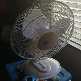 If-325 Imarflex Table Fan White Electric Oscillation Adjustable Tilt Push Button