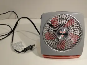 4004731 Intertek Vornado Flippi 2 Speed Tilt Feature Tabletop Fan In Pink Lucite And Gray Case