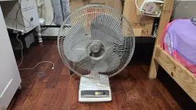 3151 Lasko 16 Inch Desk Fan
