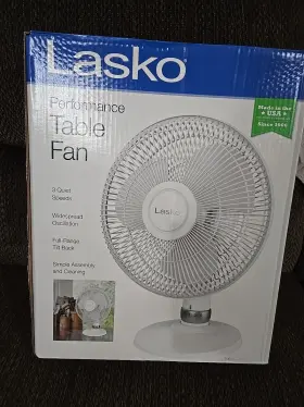 D12225 Lasko 12 Inch Performance Table Fan White New In Box