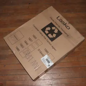 S18440 Lasko Oscillating Pedestal Fan Black Large 4 Speeds 18 Inch