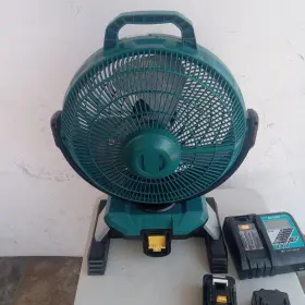 Dcf301z Makita 18v Lxt 3-speed Li-ion 13 Inch Job Site Fan With 2 Batterys And Charger #3