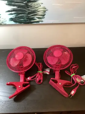 Cf-602b Massey Lot Of 2 6 Inch Clip On Fans Portable Desk Fan Speed Pink Preowned