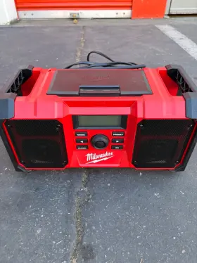 Jsrdab-0 Milwaukee 240v And 18v Li-ion M18 Dab Digital Jobsite Radi