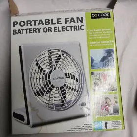 1145 O2-cool 8 Inch Battery Operated Or Plug In - White Portable Fan
