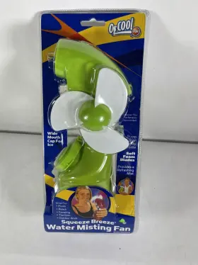 2050pdq O2 Cool Sport Squeeze Breeze Water Misting Fan Green Brand New