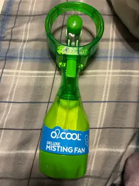 8101 O2 Cool Misting Portable Electric Fan