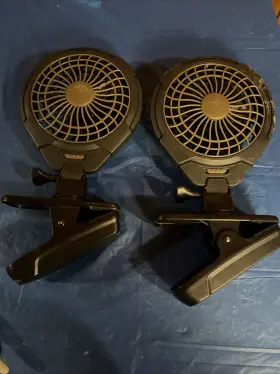 O2cool 755247199863 Set Of 2 Treva 5 Inch Battery Powered Portable Cooling Fans With Clamp #2