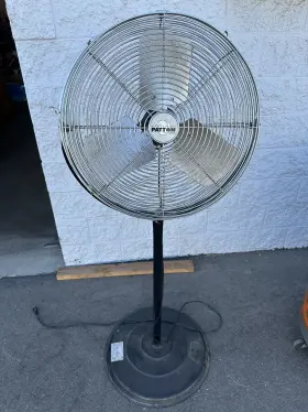 P-20sw Patton P20sw High Velocity Fan 20 Inch With Stand