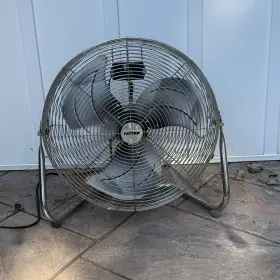 U2-2003 Patton 20 Inch High Velocity Fan Ge Motor 3 Speed Vintage Tested
