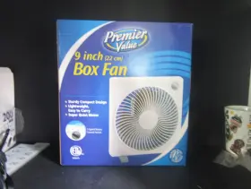 3020913 Premier 9 Inch Compact Box Fan 3 Speed Electric New In