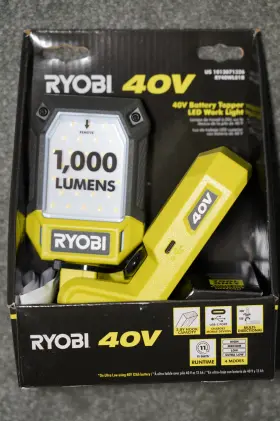 Ry40wl01b Ryobi 033287232437 New In Box 40v Battery Topper Led Work Light Tool Only -