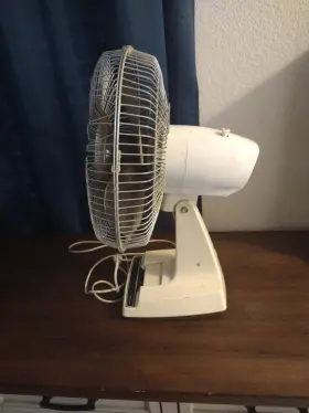 453-80120 Sears Roebuck 12 Inch Oscillating 3-speed Fan Smoke Blades Model #453-80120. A #3