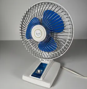 Rd-601 Seville Vintage 6in 2-speed Desk Fan - Metal Ft Cage White Blue Small