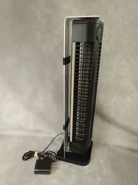 Fa1-0112-06 Sharper Image Axis 16 Airbar Tower Fan With Task Light Horizontal Or Vertical