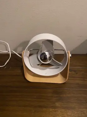 Sbs1 Sharper Image Usb Fan With Soft Blades