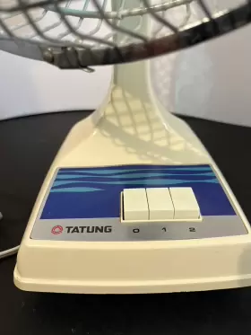 Tatung Lb-9 Vintage Oscillating Fan 2-speed 17 Inch Tall Desk Blue Blades Works #2