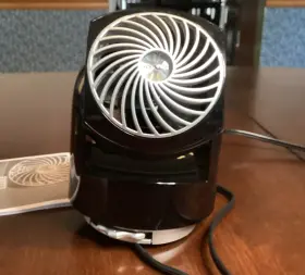 Vornado 043765009499 Flippi V6 Portable Fan