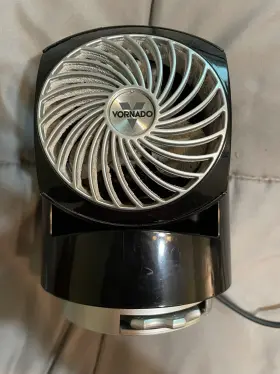 Vornado 043765009512 Flippi V6 Personal Air Circulator Fan Black Desk