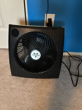 279t Vornado Panel Air Circulator With Tilt - Black. Great Condition