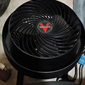 Cr1-0039 Vornado High Velocity Air Circulator Electric Fan Black