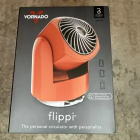 Cr1-0094-43 Vornado Flippi V6 Compact Oscillating Vortex Circulator Fan - Orange