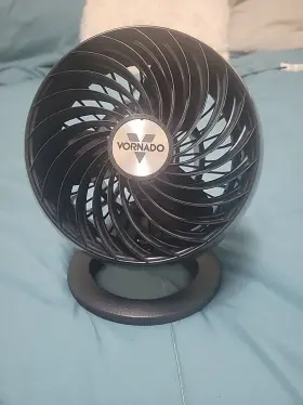 Cr1-0184-06 Vornado 160 Personal Air Circulator Fan Black Used