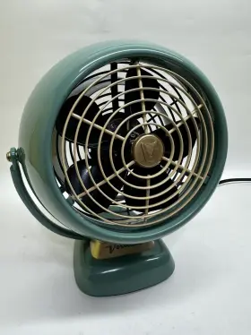 Cr1-0224-17 Vornado Vfan Jr. Vintage Air Circulator Fan Green