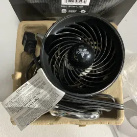 Cr1-0281-06 Vornado Pivot 4 Inch Personal Air Circulator Fan In Black #2