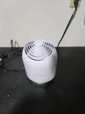 Cr1-0395-43 Vornado 5 Inch Flippi Personal Fan 2 Speeds White