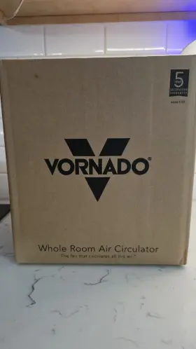 Cr1011806 Vornado 573 Small Flat Panel Air Circulator Fan