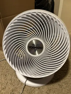 Cr1-0253-43 Vornado Cr1025343 460 Small Whole Room Air Circulator Fan White