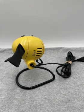Fa1-0007-17 Vornado Zippi Small Personal Fan Desk Tabletop Travel Yellow Quiet