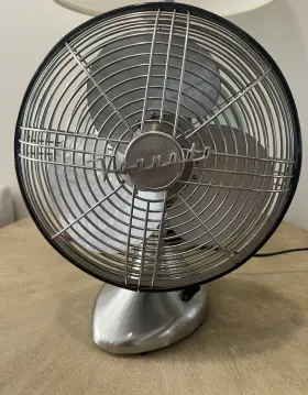 Fa1006006 Vornado Silver Swan S Vintage 3-speeds Oscillating Fan Stainless Steel Heavy