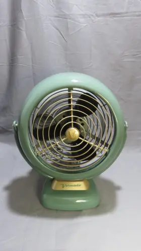 Vf20 Vornado 3 Blade Fan Model Metal Mint Green Speed 8 Inch Front -rare